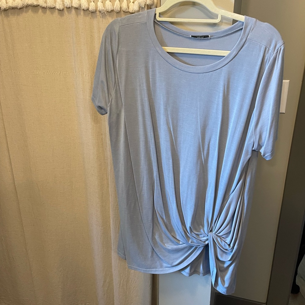 Jodifl light blue top